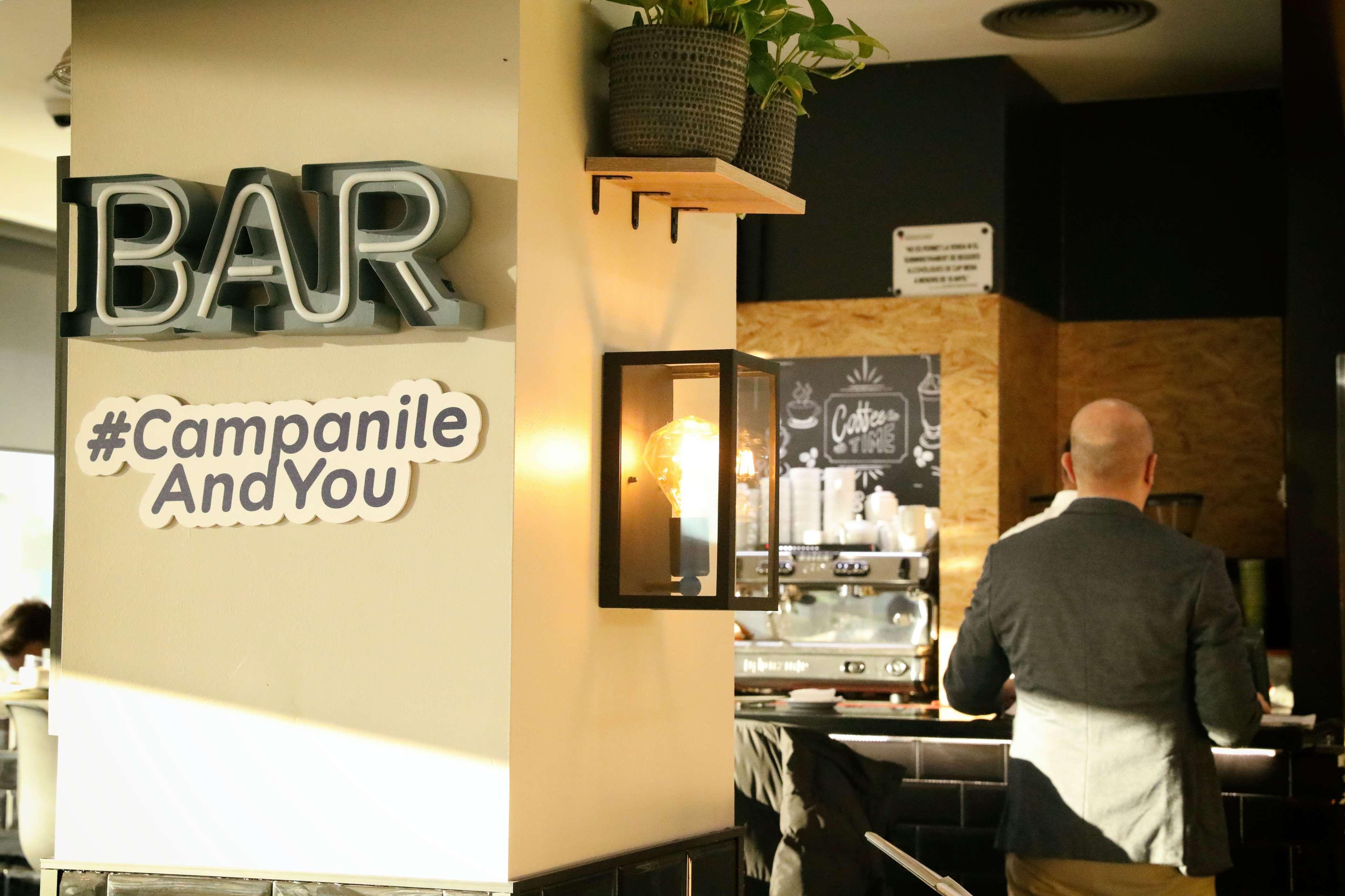 Travelodge Bcn Cornella Fira Cornellà de Llobregat Kültér fotó